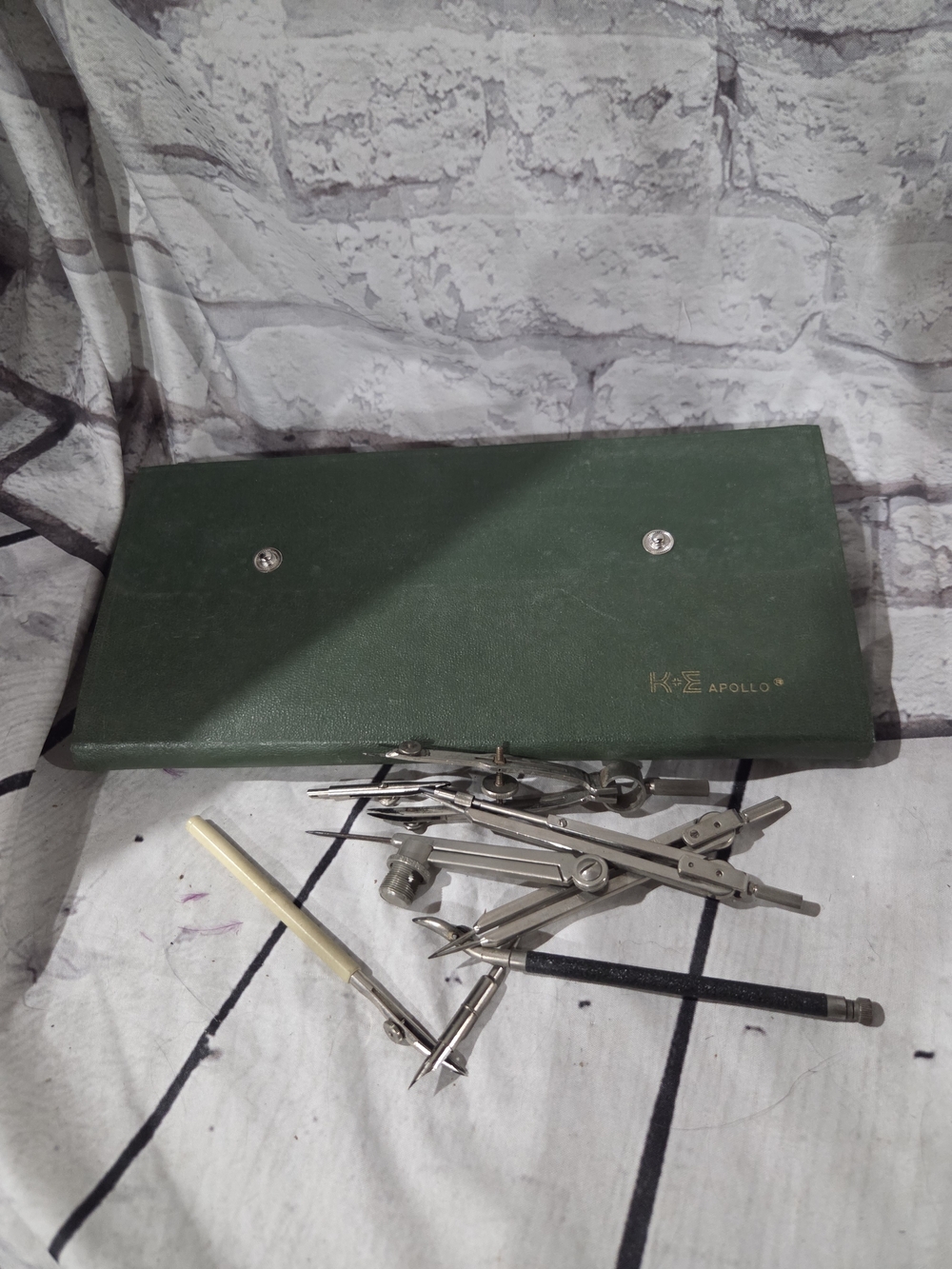 Vintage Apollo Drafting Compass Set in Dark Green Case